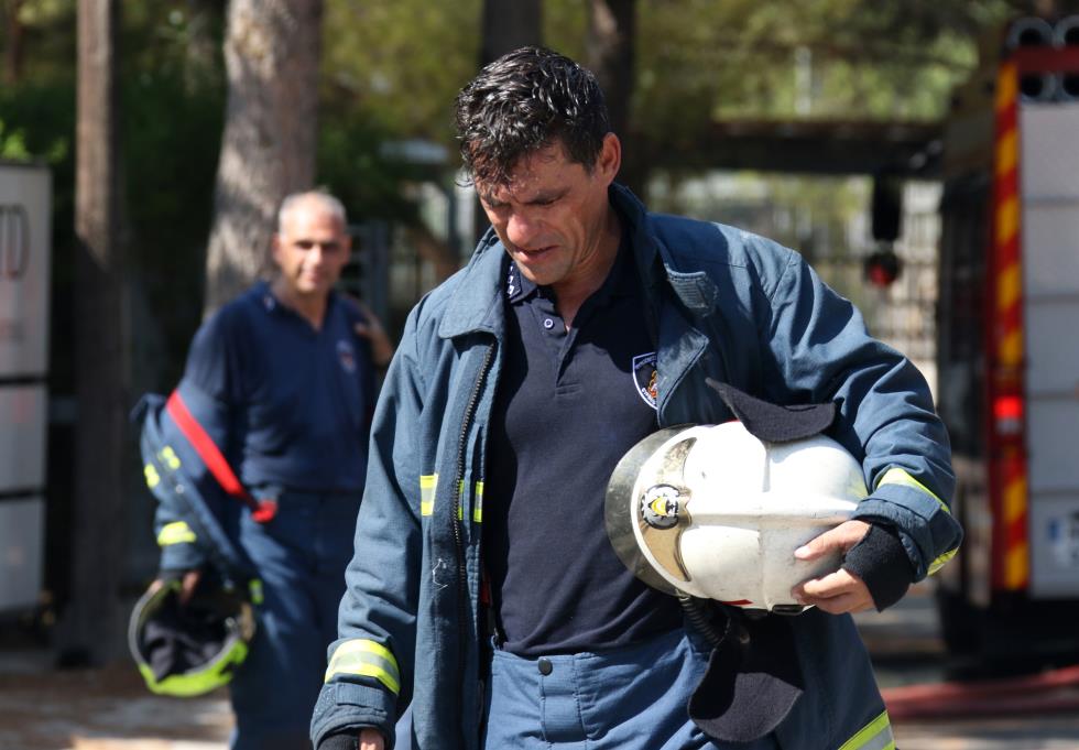 ΠΥΡΚΑΓΙΑ ΣΕ ΕΡΓΟΣΤΑΣΙΟ ΣΤΟΝ ΣΤΡΟΒΟΛΟ