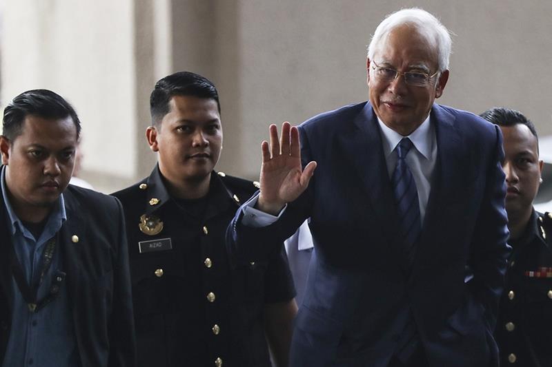 1MDB CEO and Najib Razak in Kuala Lumpur High Court