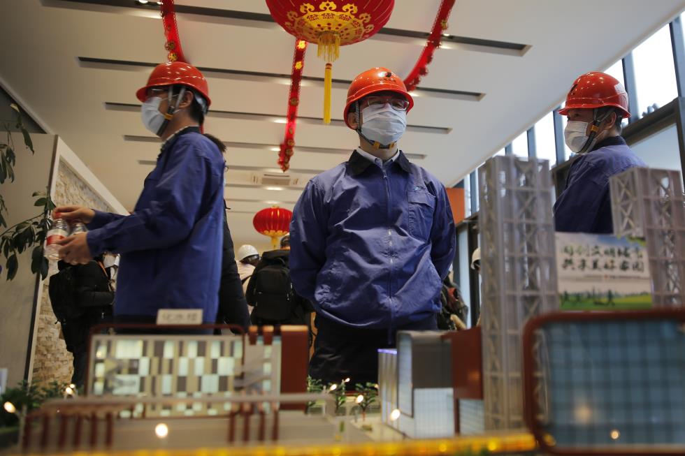 China tries to resume work amid Covid-19 coronavirus outbreak