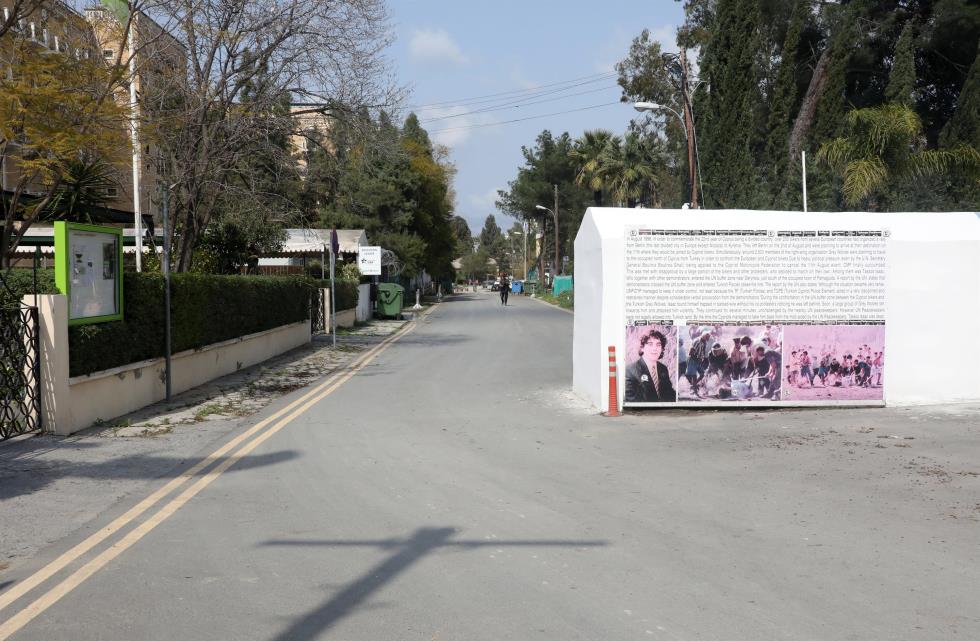 Closed Cyprus checkpoint due to Covid-19