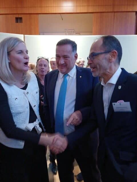 5327069787486471 568196437 1374594140840193 7911314918026000496 n